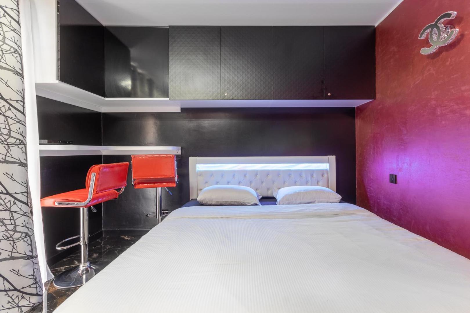 Luxury Studio Renovated 2024 With Free Parking 博索莱伊 外观 照片